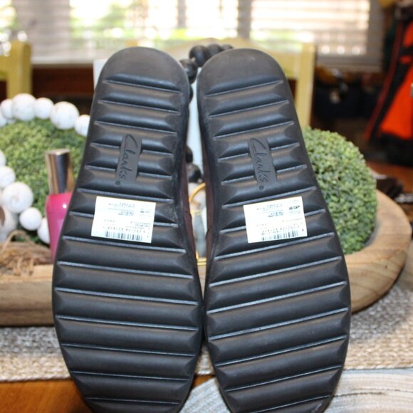 NWOT Clarks Collection ankle Mary Jane style women's Shoes 9 1/2 wide - Picture 8 of 9